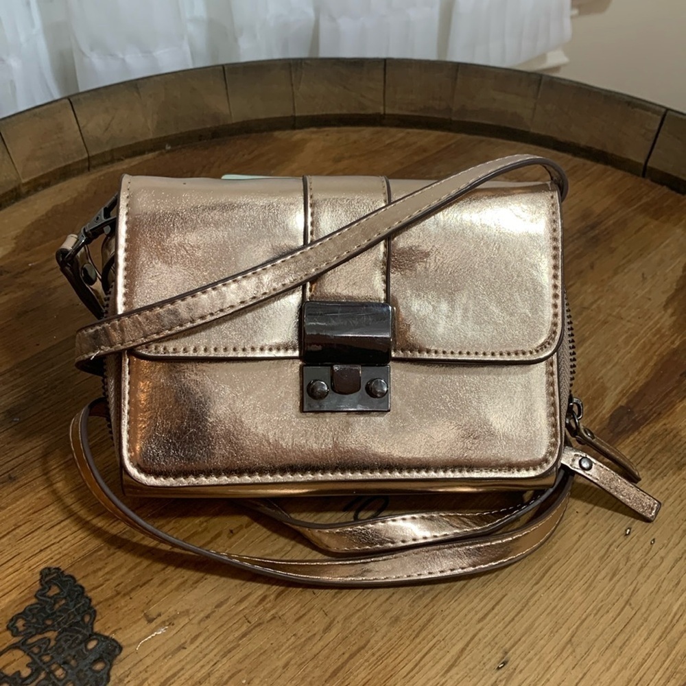 Sondra Roberts | Rose Gold Faux Leather Crossbody Wristlet Clutch Zip Around Bag - Picture 3 of 17